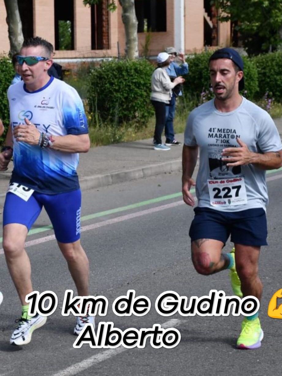 Corredor de Infinity Running Club durante una carrera